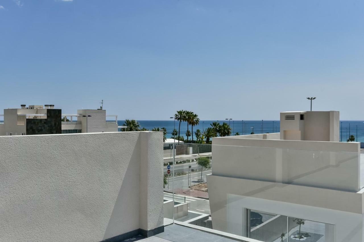 Caza Mazal, Lujosa villa Independiente a 150m del mar Pilar de la Horadada Esterno foto
